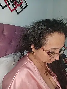 AlessandraLeroy online show from 05-21-26, 01:12