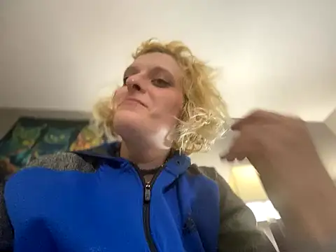 KITTYBOOBOOFUXX online show from 01-07-26, 06:10