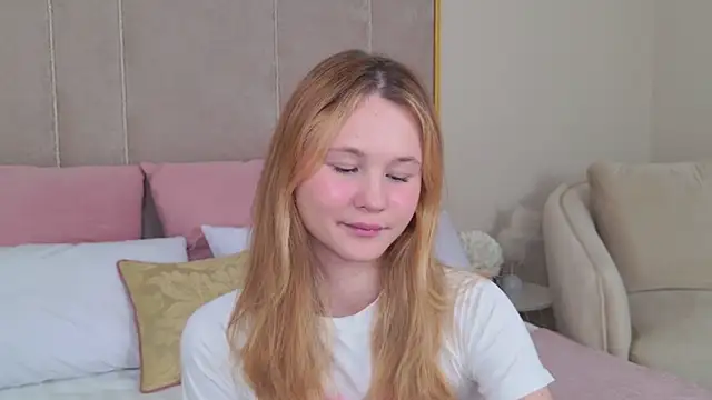 AmeliRoyse online show from 06-19-26, 05:17