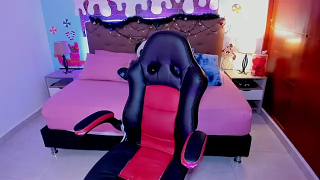  Lilly miller online show from 12-19-25, 06:59