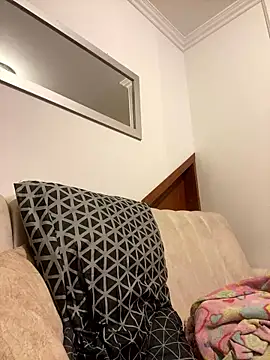 Luna-nevada online show from 01-16-26, 03:32