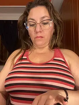 Luna-nevada online show from 04-15-26, 05:14