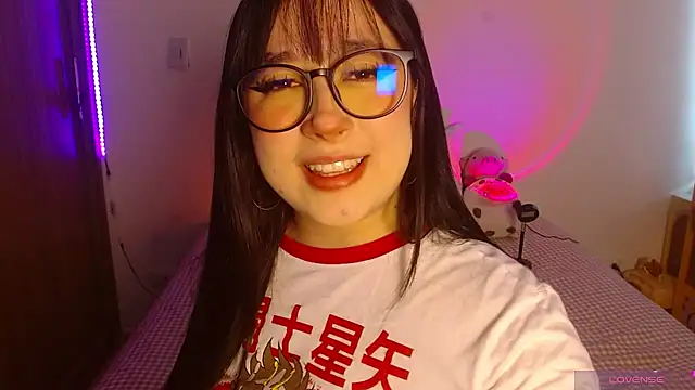 Oliviargf online show from 06-19-26, 01:15