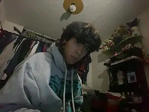 Snapshot of kirito_kun chatting on 03-08-26, 07:56 kirito kun online show from 03-08-26, 07:56