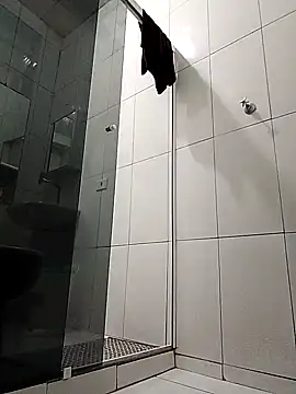 Gui23556 online show from 03-13-25, 02:16