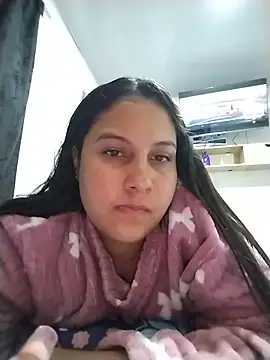 Snapshot of esmeralda_jadees chatting on 06-14-26, 02:24 esmeralda jadees online show from 06-14-26, 02:24