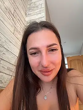 Snapshot of AleksandraRich chatting on 05-11-26, 01:44 AleksandraRich online show from 05-11-26, 01:44