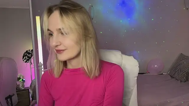  Vikky Moon  online show from 05-29-26, 12:52