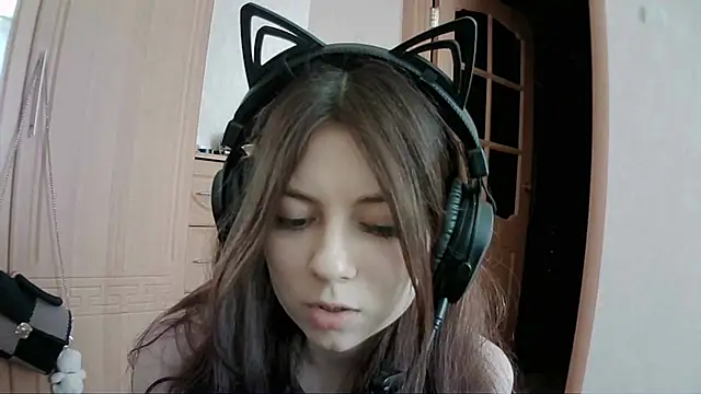 Snapshot of RendyDow chatting on 03-20-25, 10:32 RendyDow online show from 03-20-25, 10:32