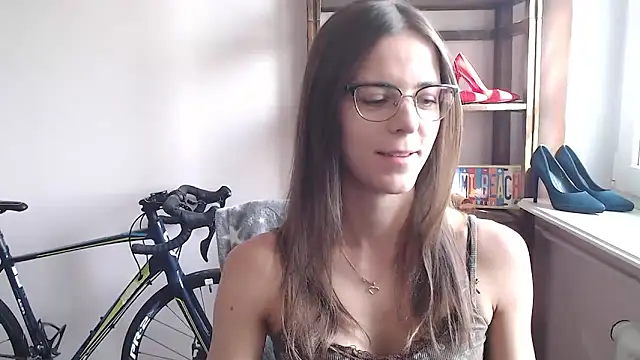 love megi online show from 04-16-26, 01:23