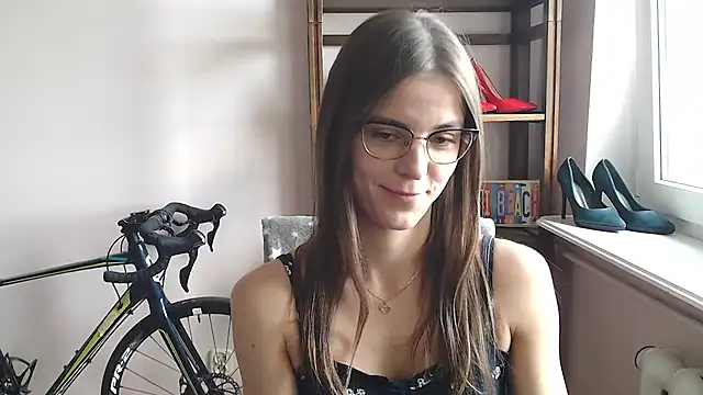 love megi online show from 05-19-26, 01:28