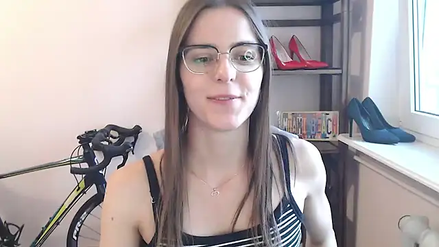 love megi online show from 06-14-26, 06:43