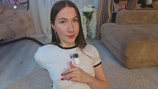 Kira mindnes online show from 11-21-25, 06:12