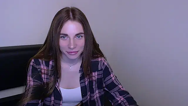 MiaDari  online show from 03-11-25, 10:18