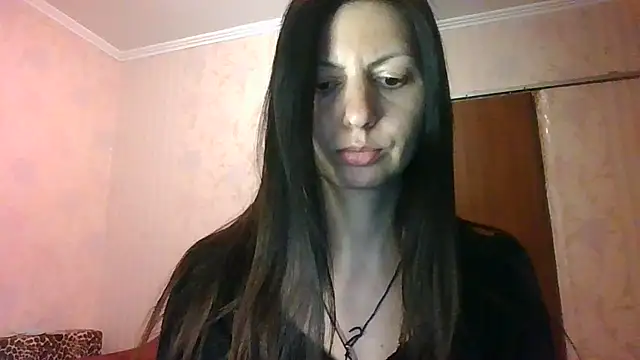 AliseWats online show from 03-11-25, 04:51