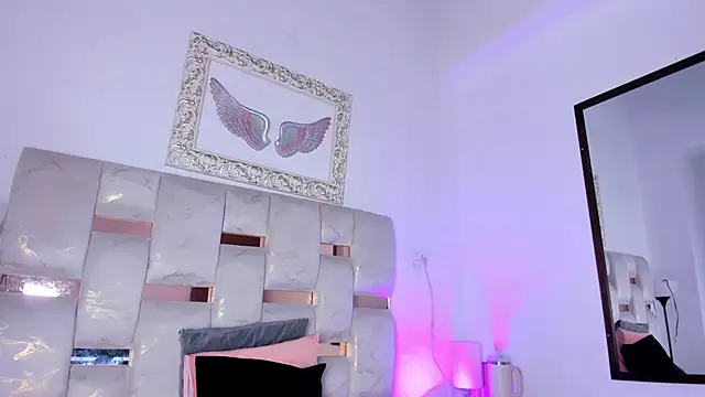 Lola Blondie online show from 03-06-26, 11:50