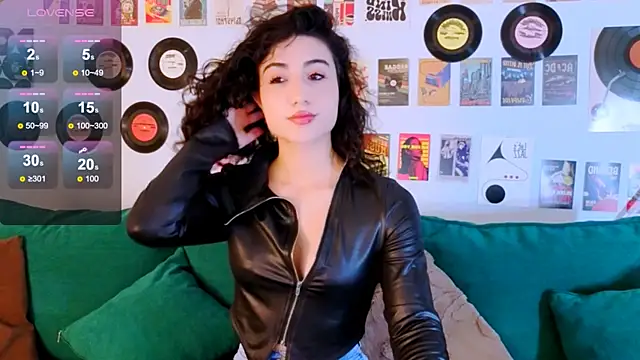 Maya Rogerss online show from 05-11-26, 03:07