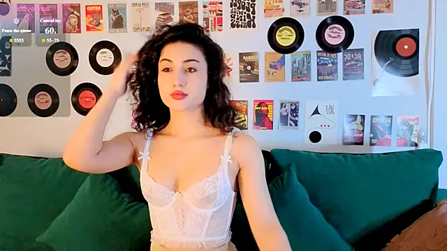 Maya Rogerss online show from 07-26-26, 02:46
