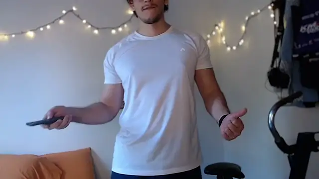 chicoinhibido online show from 12-15-25, 08:46