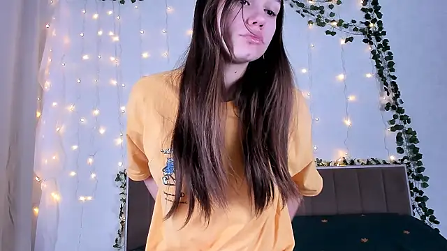 Misa queen online show from 11-26-25, 11:00