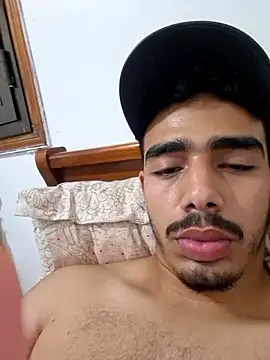 Snapshot of MATANAN31 chatting on 11-14-25, 02:38 MATANAN31 online show from 11-14-25, 02:38