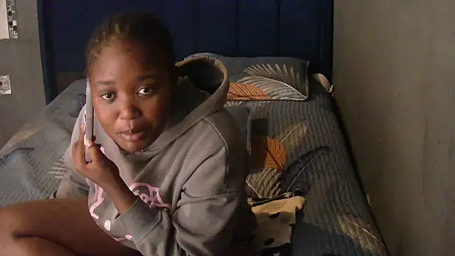 SexyShybarbie online show from 11-28-25, 04:59