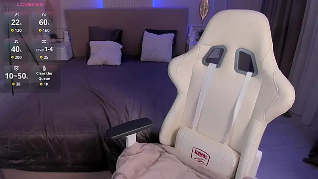 carrie145 online show from 10-29-25, 03:42