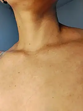 hotsexass online show from 04-18-26, 12:09