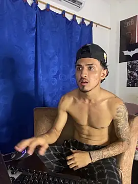 Zayn kane online show from 10-28-25, 04:16