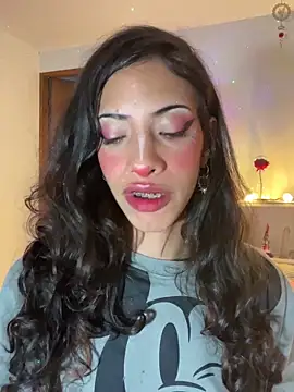 Lia Valmont online show from 04-08-26, 08:03