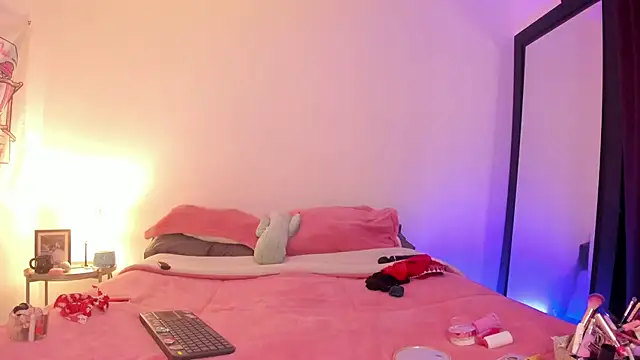 Alessamoth online show from 03-18-26, 11:52