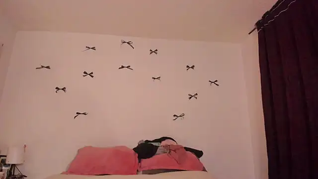 Alessamoth online show from 06-12-26, 09:35