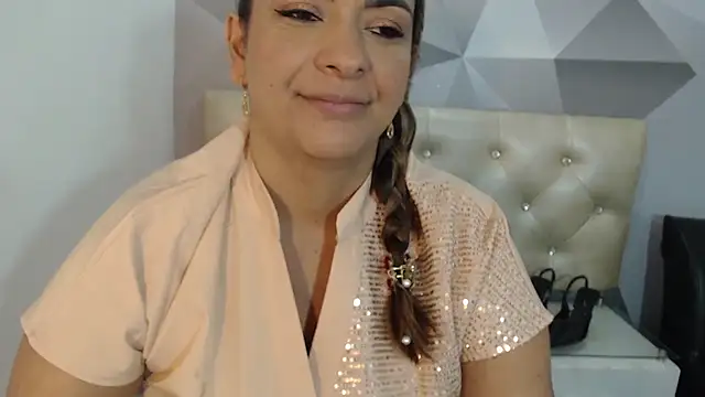 Milf-Prettyboobs online show from 02-05-26, 10:53