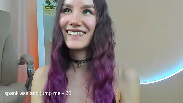 Snapshot of Clare__Florence chatting on 03-11-25, 01:12 Clare Florence online show from 03-11-25, 01:12