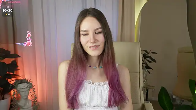 Snapshot of Clare__Florence chatting on 03-20-25, 06:41 Clare Florence online show from 03-20-25, 06:41