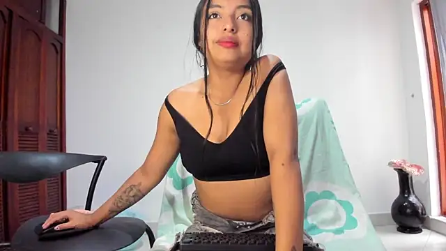 sweet cinamon online show from 03-19-25, 08:32