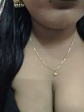 Snapshot of priya_00143 chatting on 07-17-26, 06:13 priya 00143 online show from 07-17-26, 06:13