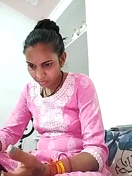 Hotty-Nidhi online show from 03-10-25, 09:43