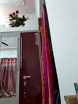 Hotty-Nidhi online show from 11-06-25, 04:35