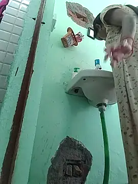 Hotty-Nidhi online show from 02-16-26, 02:18