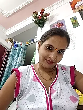 Hotty-Nidhi online show from 07-02-26, 03:51