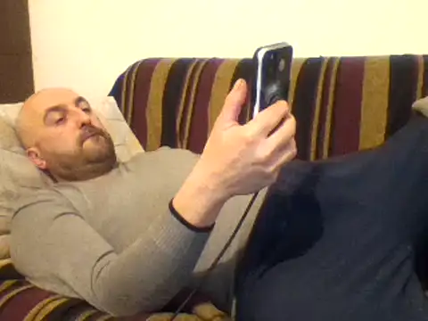 maxxxio12 online show from 03-21-25, 10:39