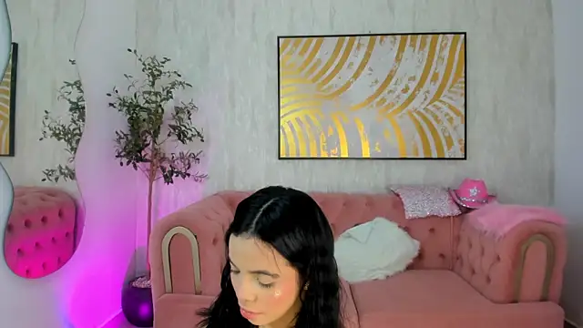 Snapshot of Krissi_latore chatting on 05-15-26, 12:23 Krissi latore online show from 05-15-26, 12:23