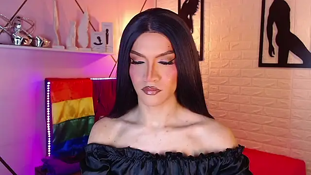 agatha rodriguez online show from 06-18-26, 12:31