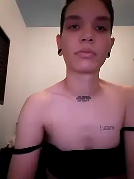 Snapshot of edi999 chatting on 10-09-25, 07:45 edi999 online show from 10-09-25, 07:45