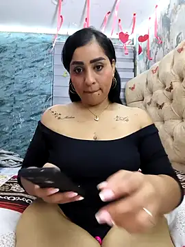 L ucero online show from 02-11-26, 05:34