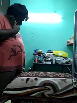 Idontmind367 online show from 10-28-25, 05:11