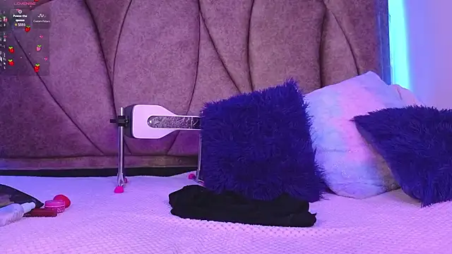 Kanela miller  online show from 03-27-26, 11:43