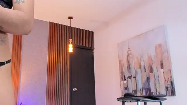 Abby sinss online show from 11-18-25, 07:51