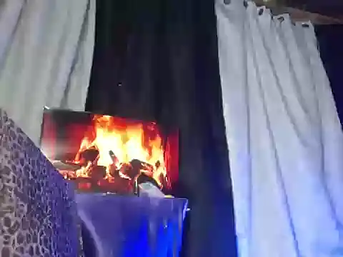 Snapshot of Hidden_Fantasies chatting on 11-09-25, 10:52 Hidden Fantasies online show from 11-09-25, 10:52